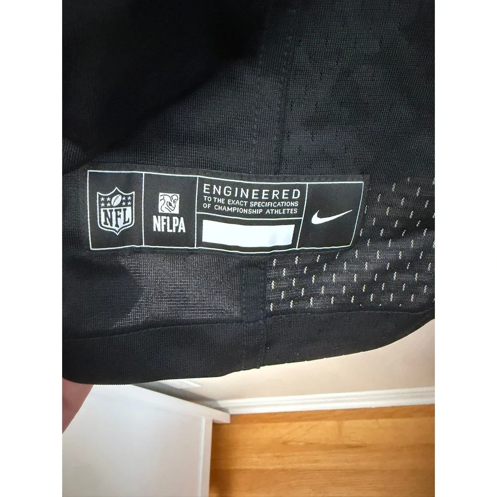 Nike Patriots Jersey Mens L Black Drake Maye 10 Football NFL NWT